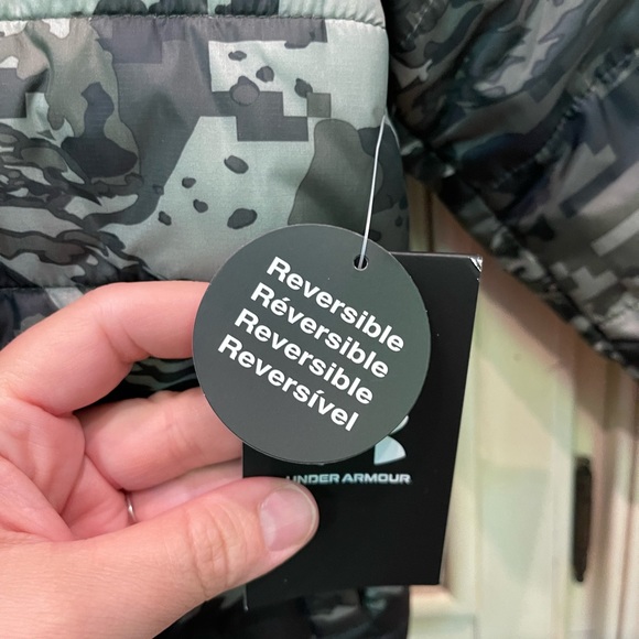 NWT 2t UA jacket - Picture 3 of 4